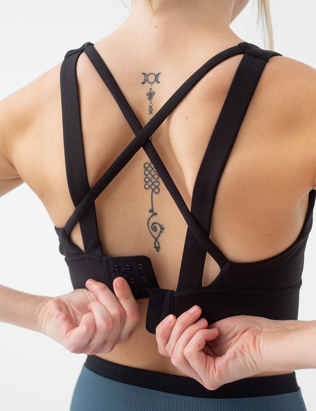 Quad Cross Top | Black